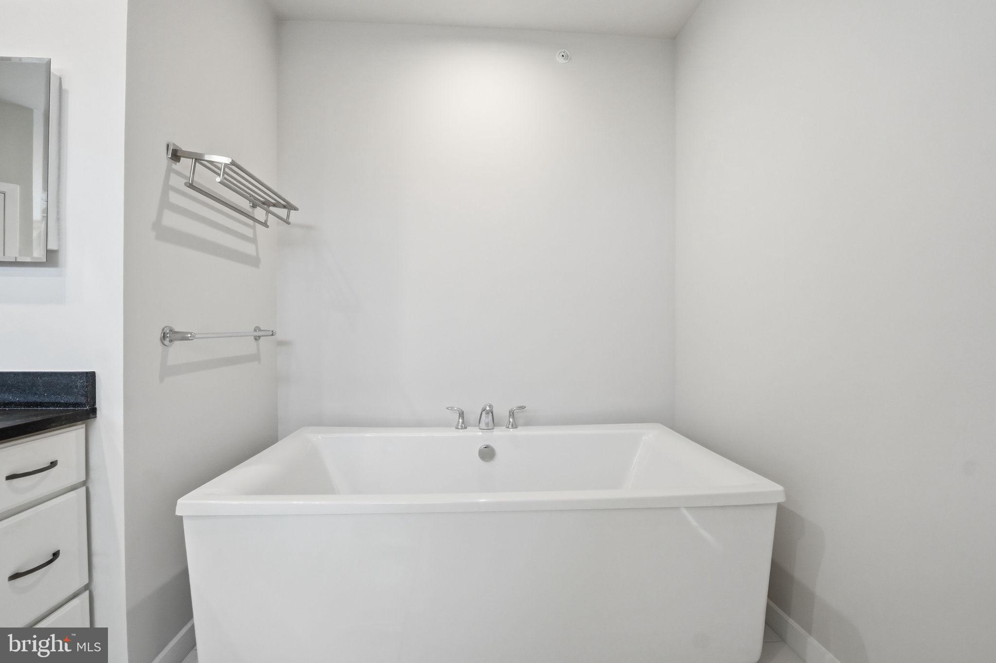 14421 BECKETT GLEN CIRCLE 1006
