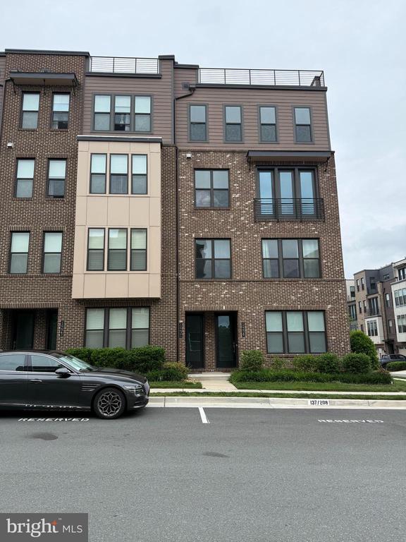 14421 BECKETT GLEN CIRCLE 1006