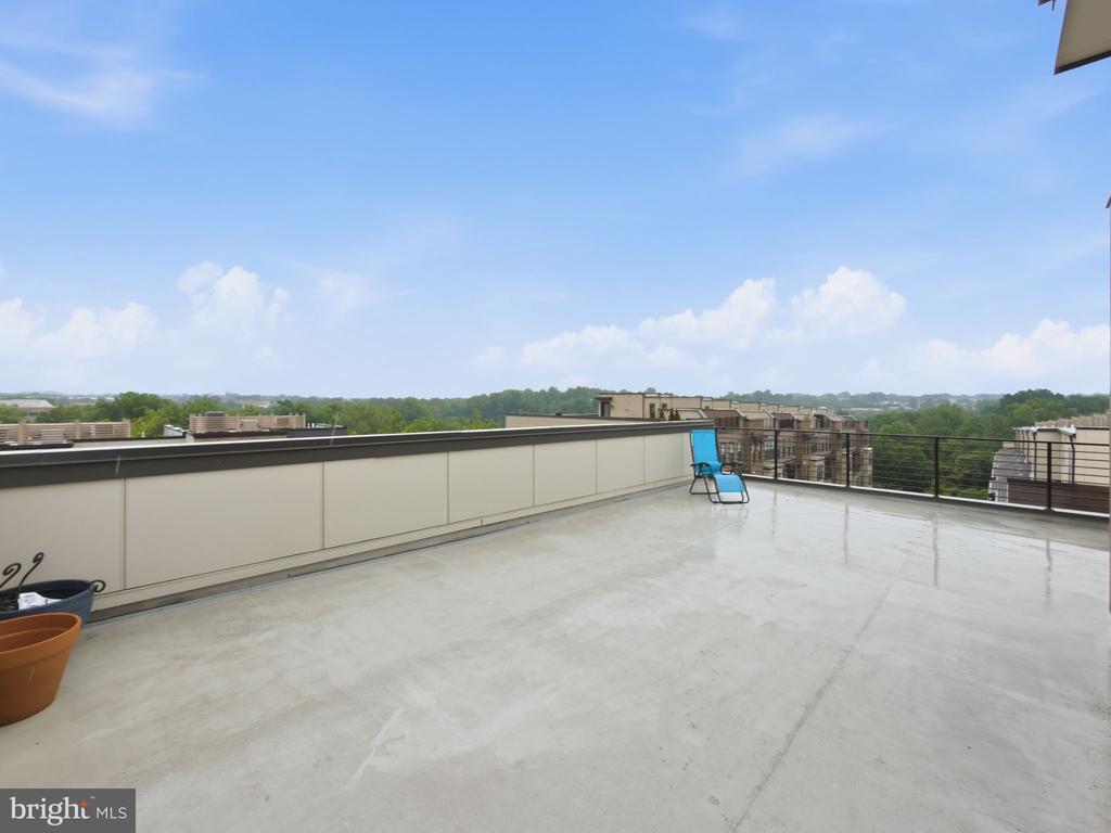 14421 BECKETT GLEN CIRCLE 1006