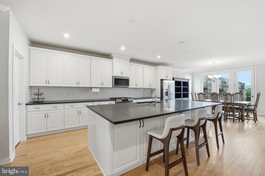 14421 BECKETT GLEN CIRCLE 1006