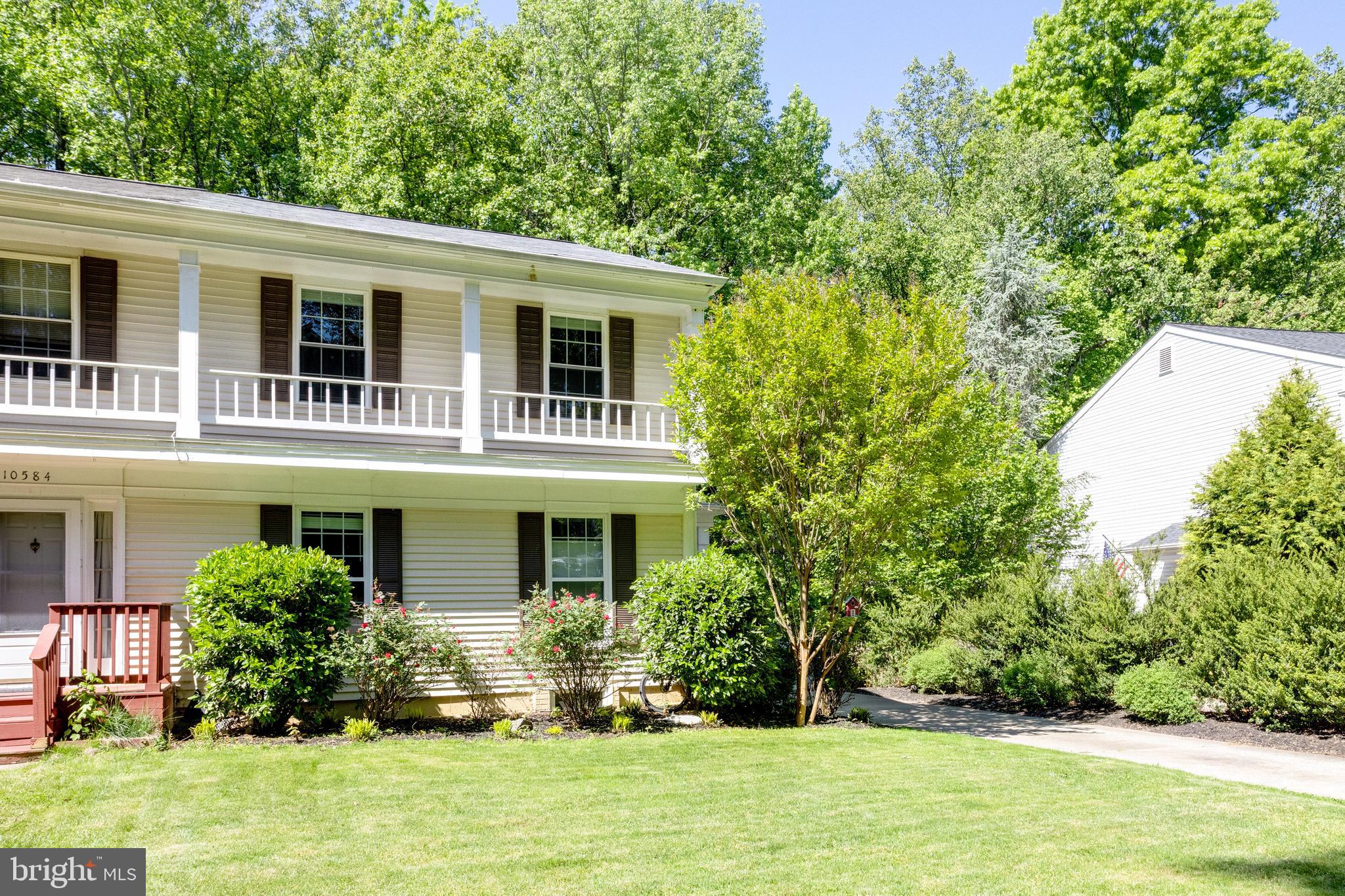 10582 REEDS LANDING CIRCLE