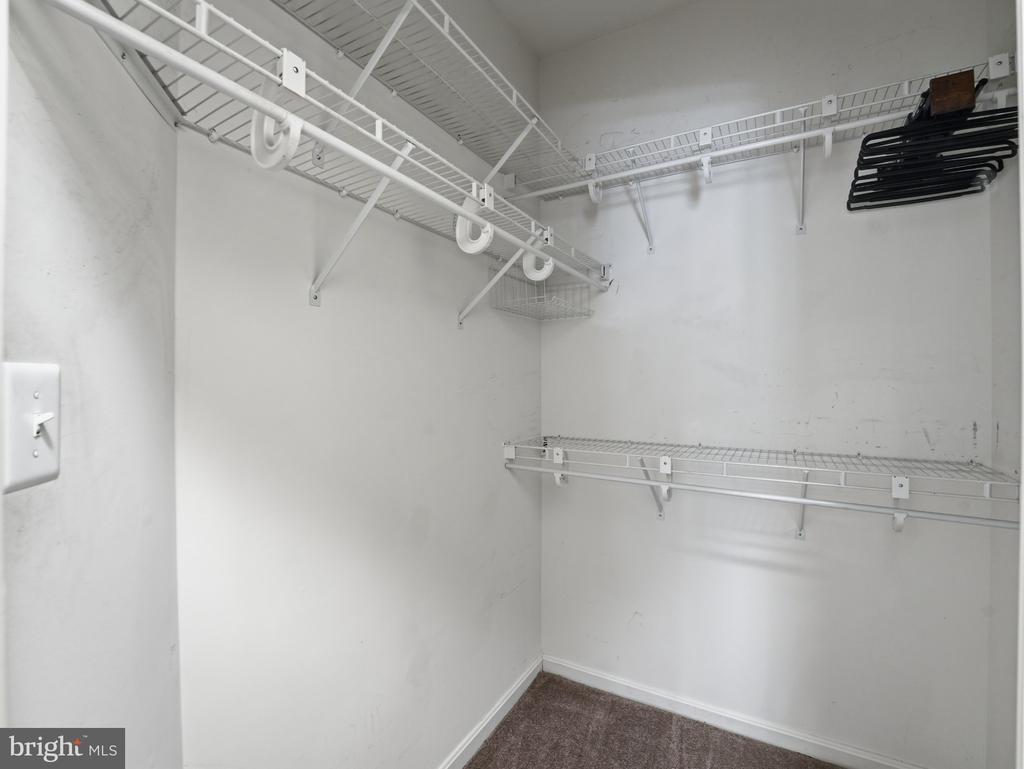 4135 FOUNTAINSIDE LANE Unit: 101