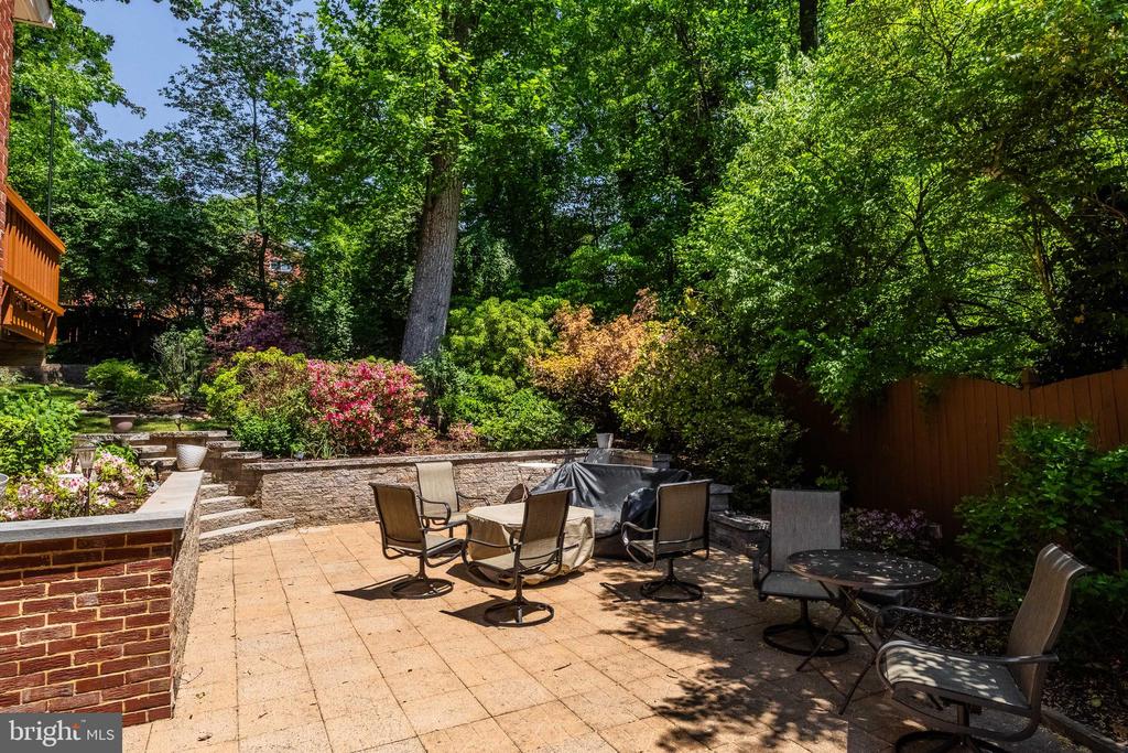 2640 FREY COURT