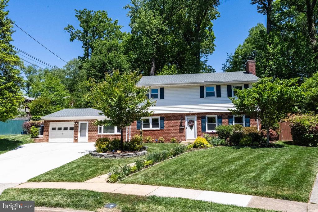 2640 FREY COURT