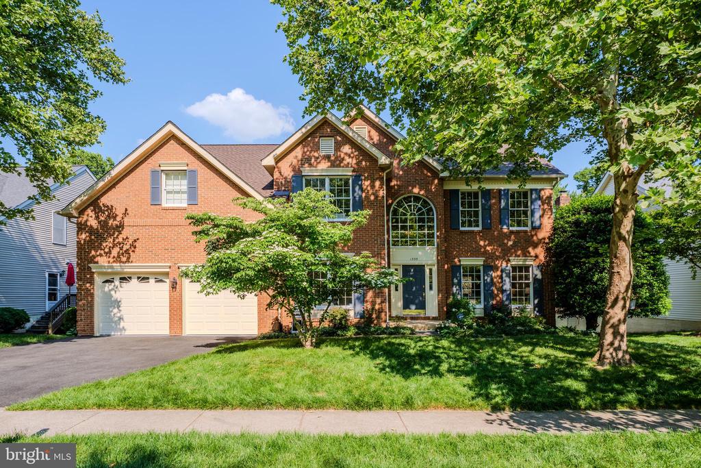 1355 TUNWELL STABLE COURT