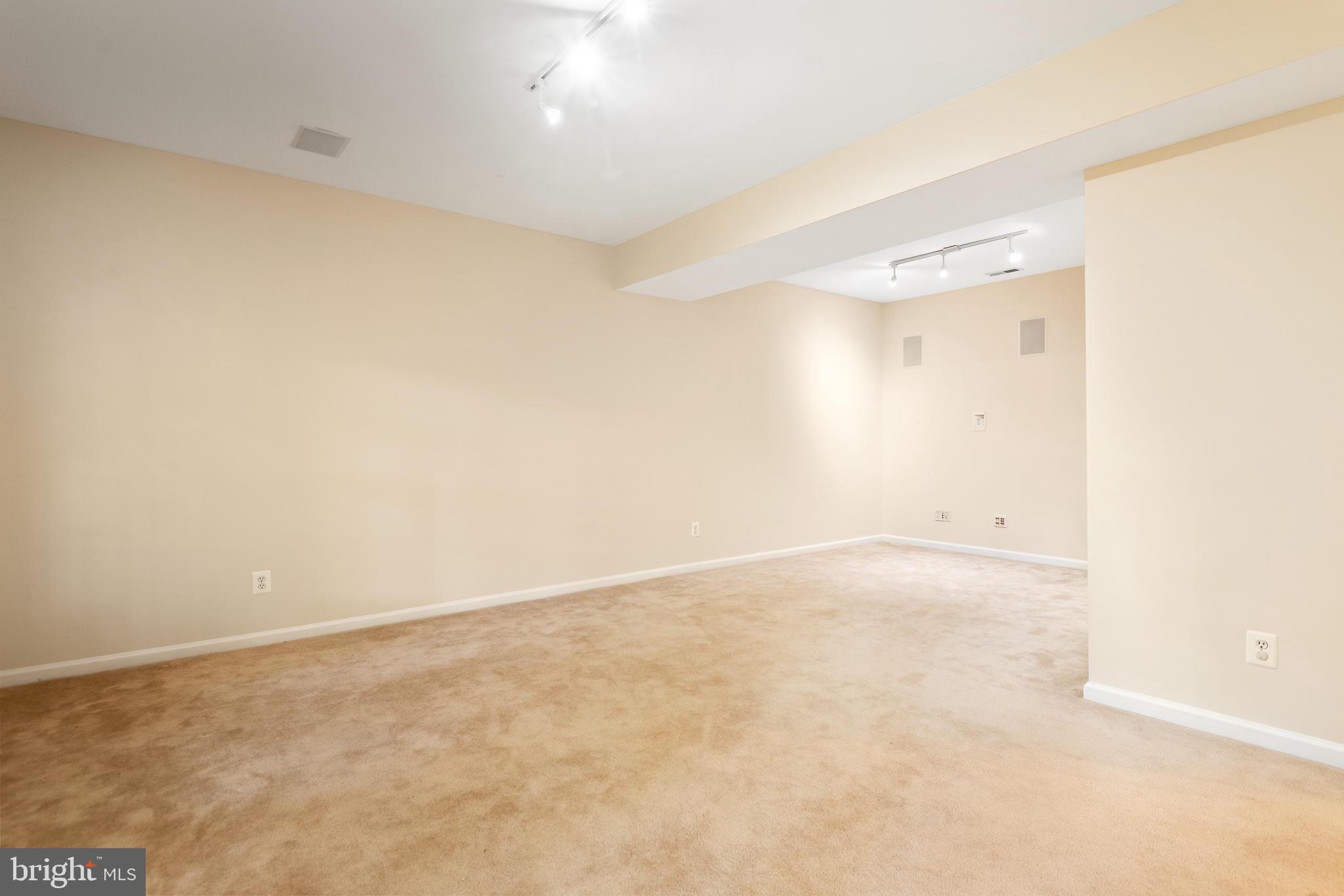 2202 SARAH WOODS COURT
