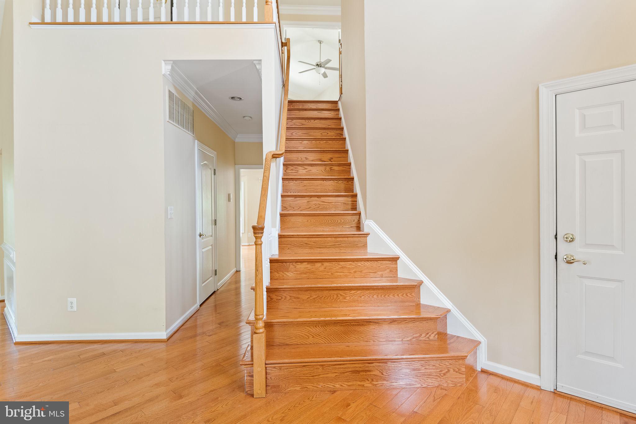 2202 SARAH WOODS COURT
