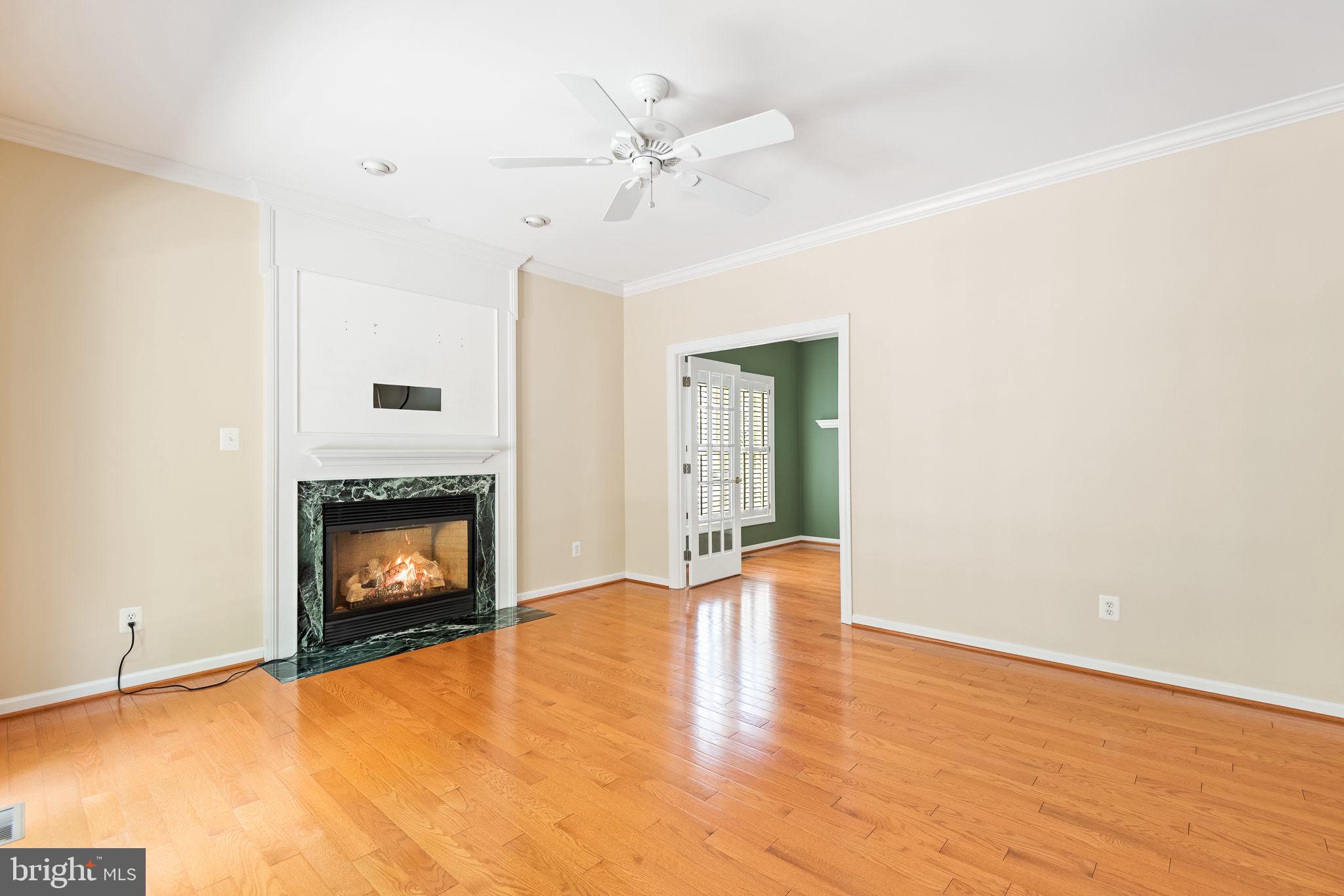 2202 SARAH WOODS COURT