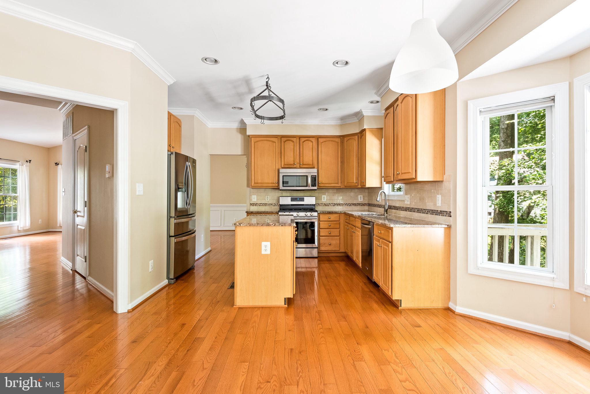 2202 SARAH WOODS COURT