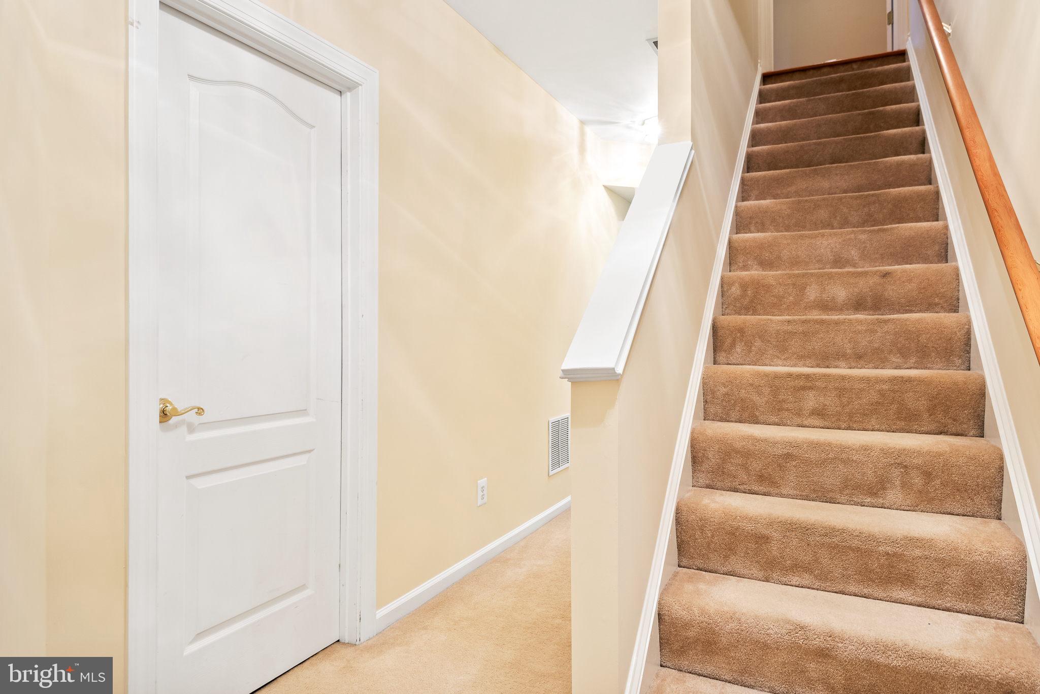 2202 SARAH WOODS COURT