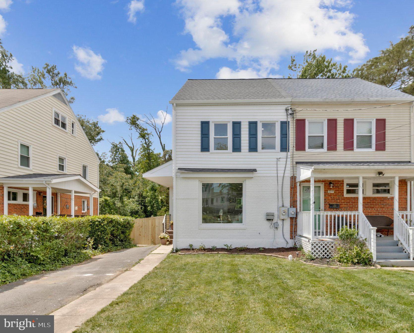 2249 SWEETBRIAR DRIVE