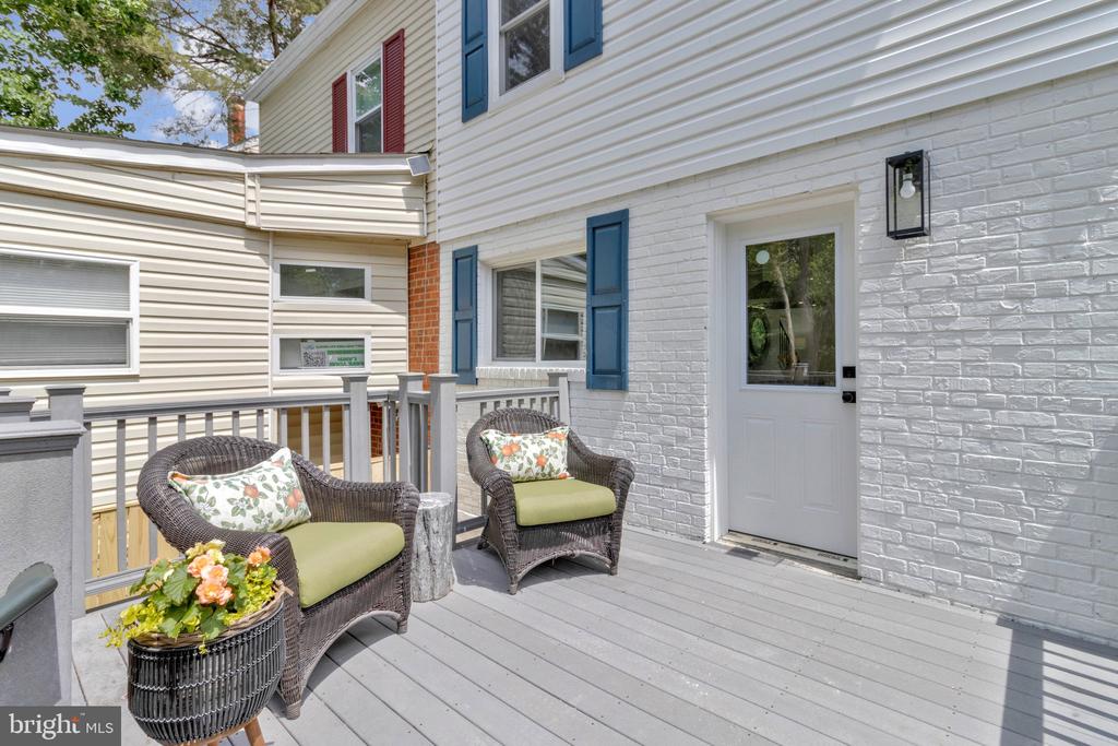 2249 SWEETBRIAR DRIVE