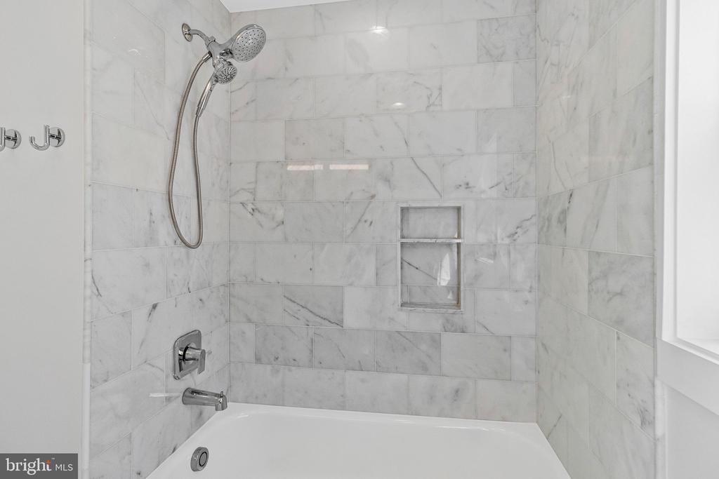 2249 SWEETBRIAR DRIVE