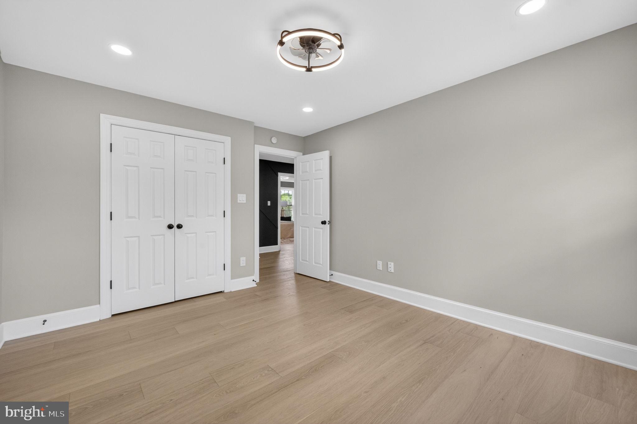 6116 OAKENGATE WAY