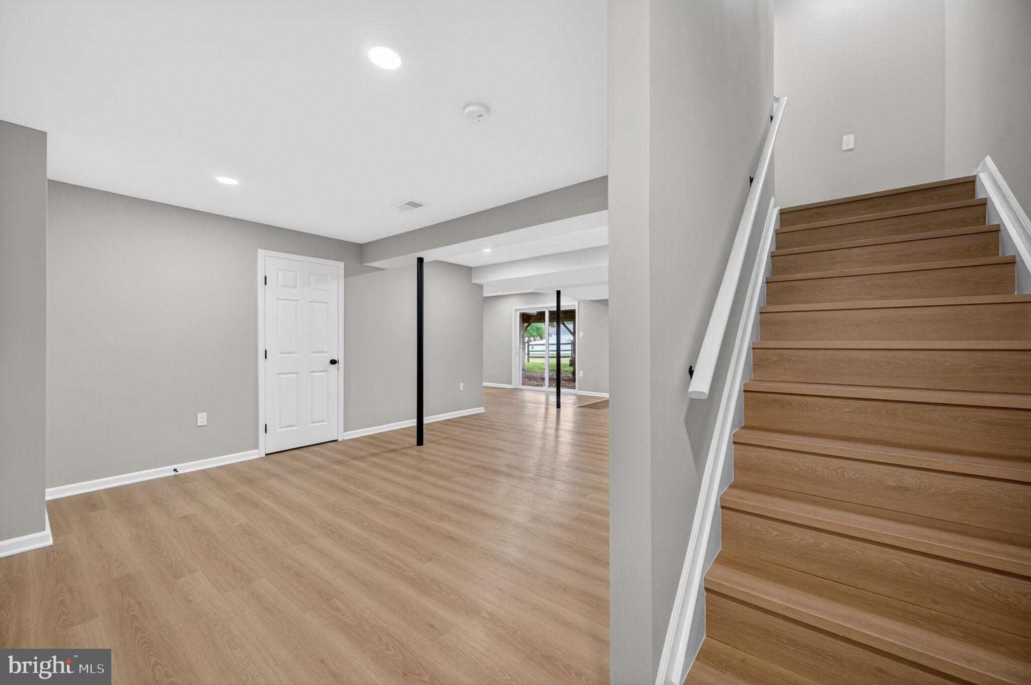6116 OAKENGATE WAY