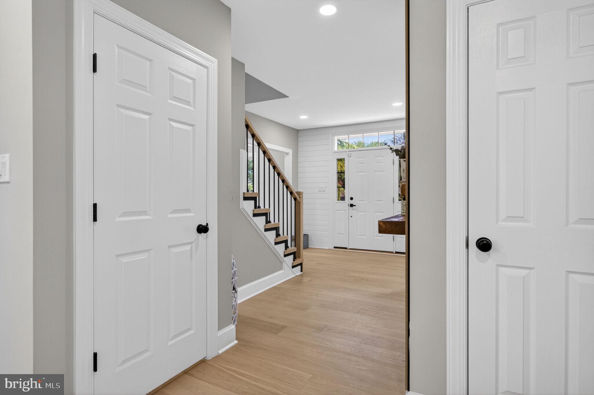 6116 OAKENGATE WAY