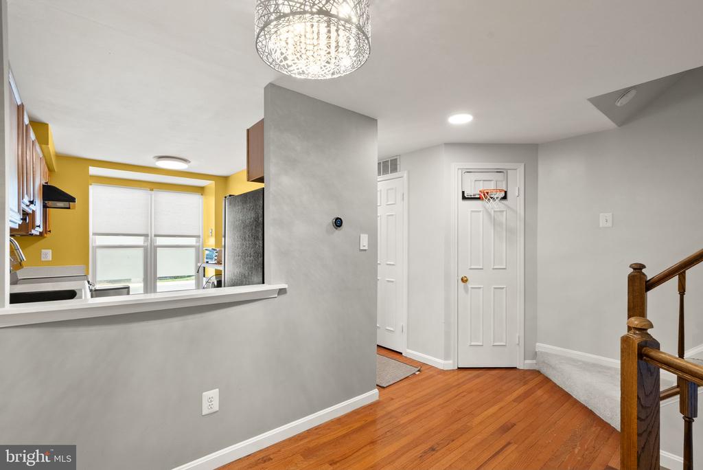 11243 SILENTWOOD LANE
