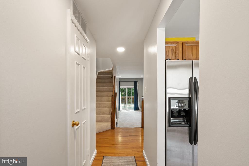 11243 SILENTWOOD LANE