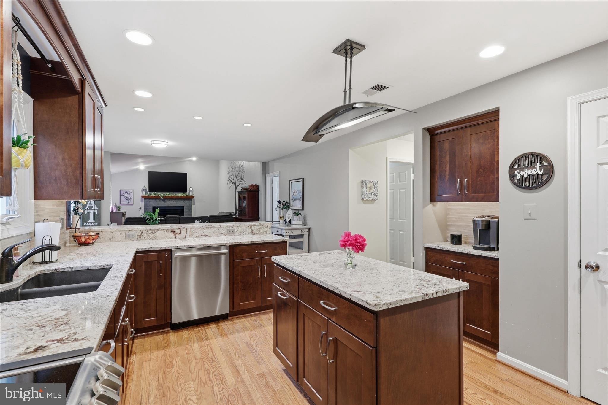 1498 POWELLS TAVERN PLACE