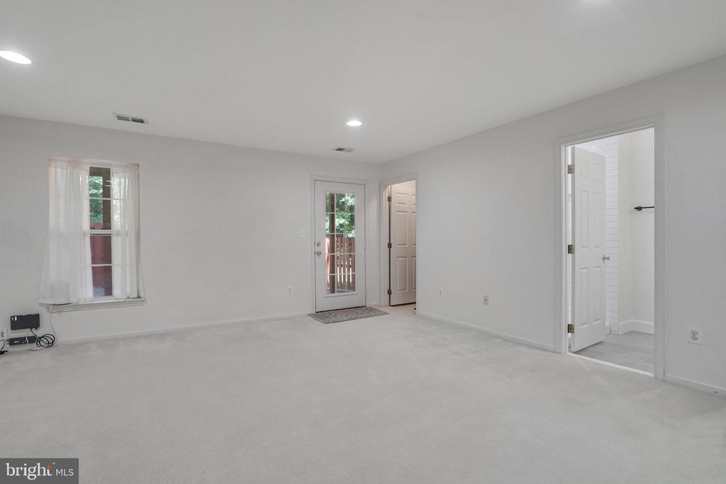 6502 TRASK TERRACE
