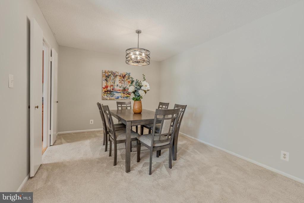 5901 MOUNT EAGLE DRIVE 510