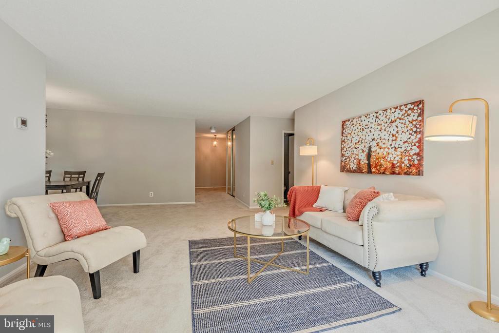 5901 MOUNT EAGLE DRIVE 510