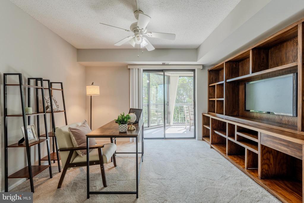 5901 MOUNT EAGLE DRIVE 510