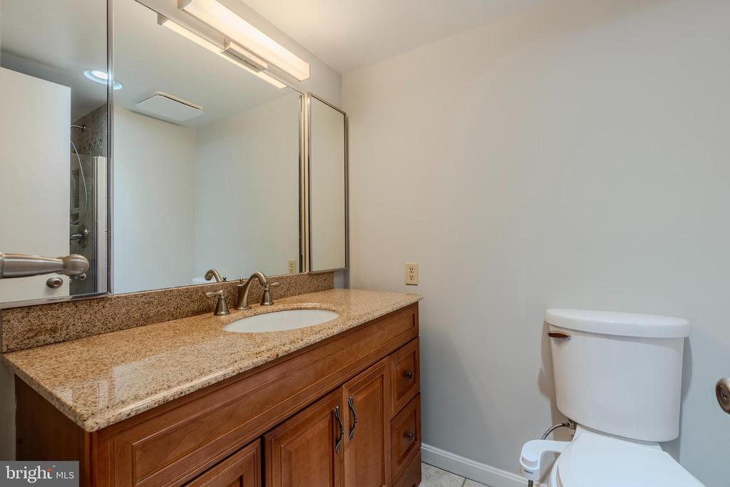 5901 MOUNT EAGLE DRIVE 510