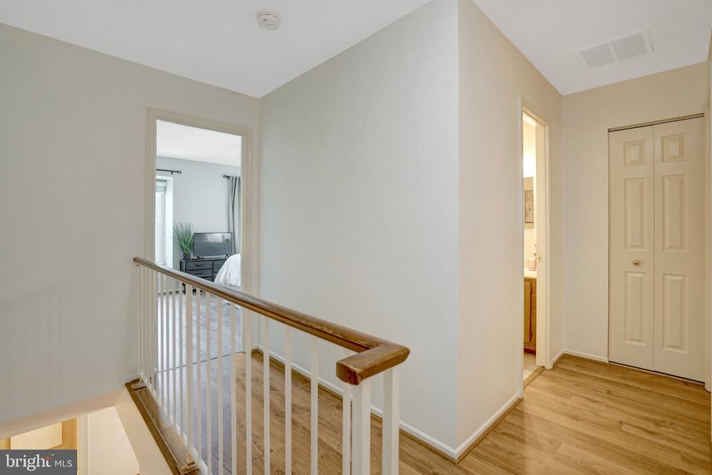 7868 NEWPORT GLEN PASS