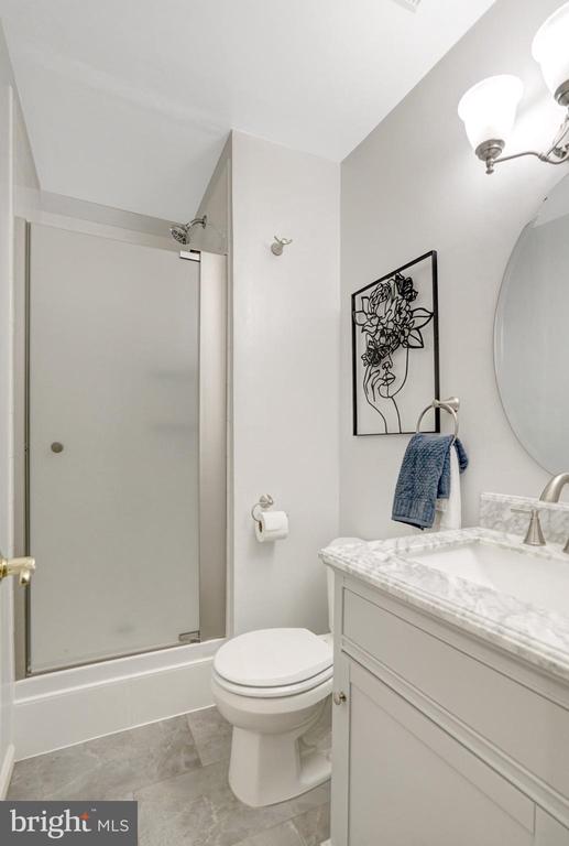 7868 NEWPORT GLEN PASS