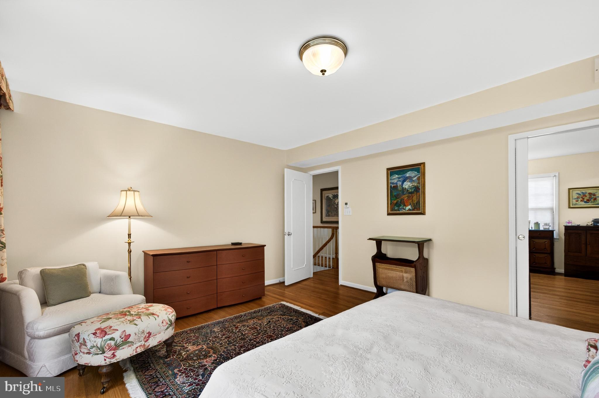 1003 PRIORY PLACE