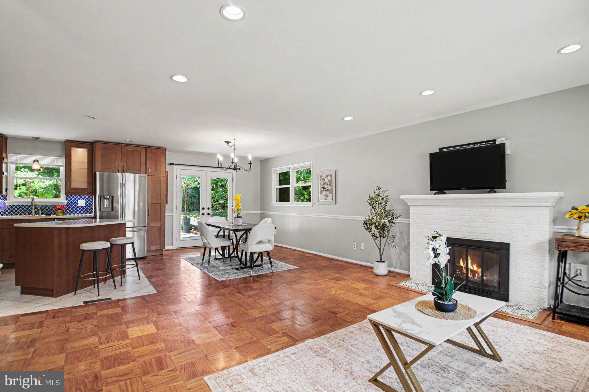 7411 ELLWOOD PLACE