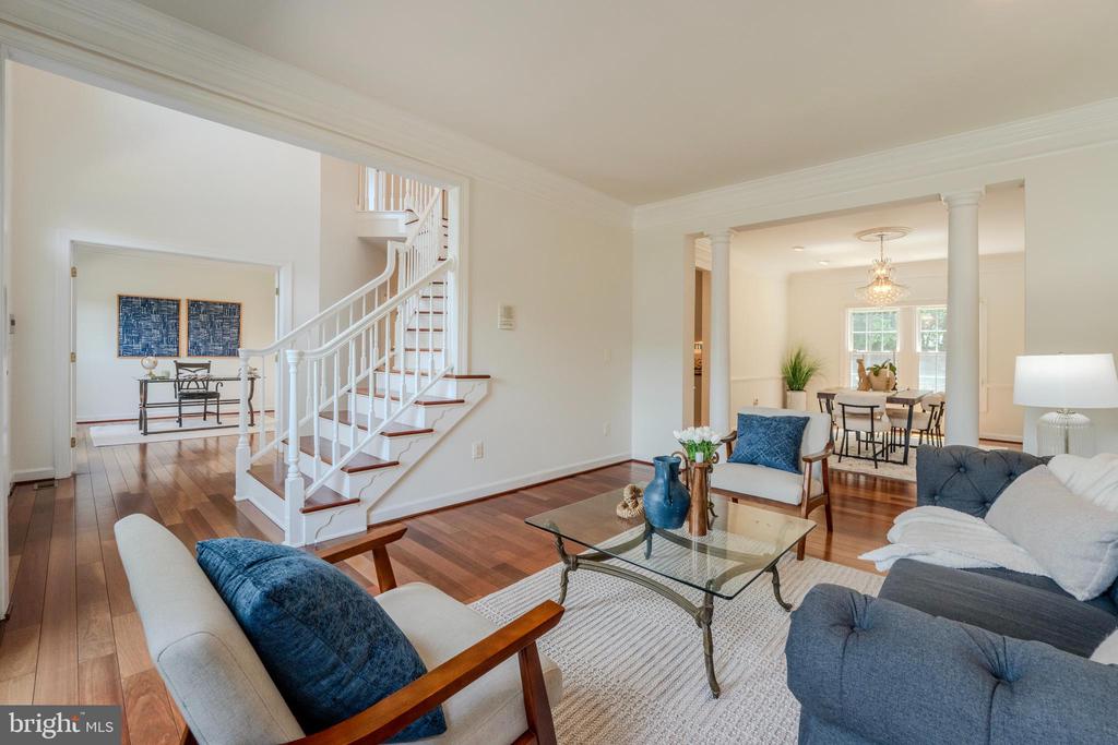 4907 ELSA COURT