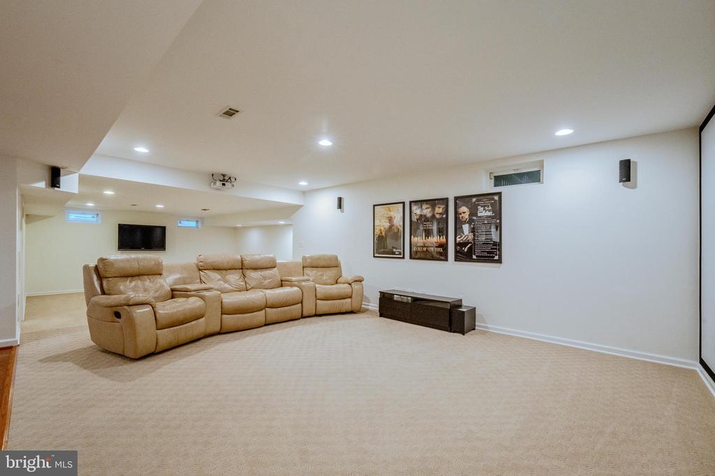 4907 ELSA COURT