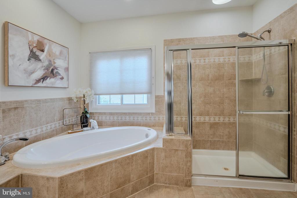 4907 ELSA COURT