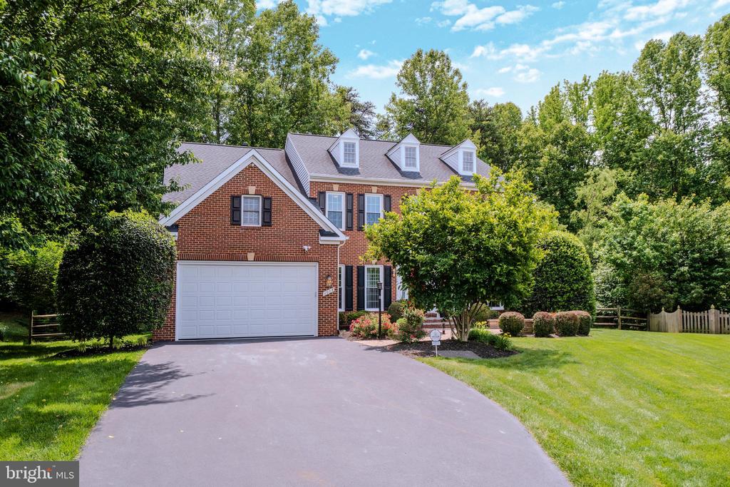 4907 ELSA COURT