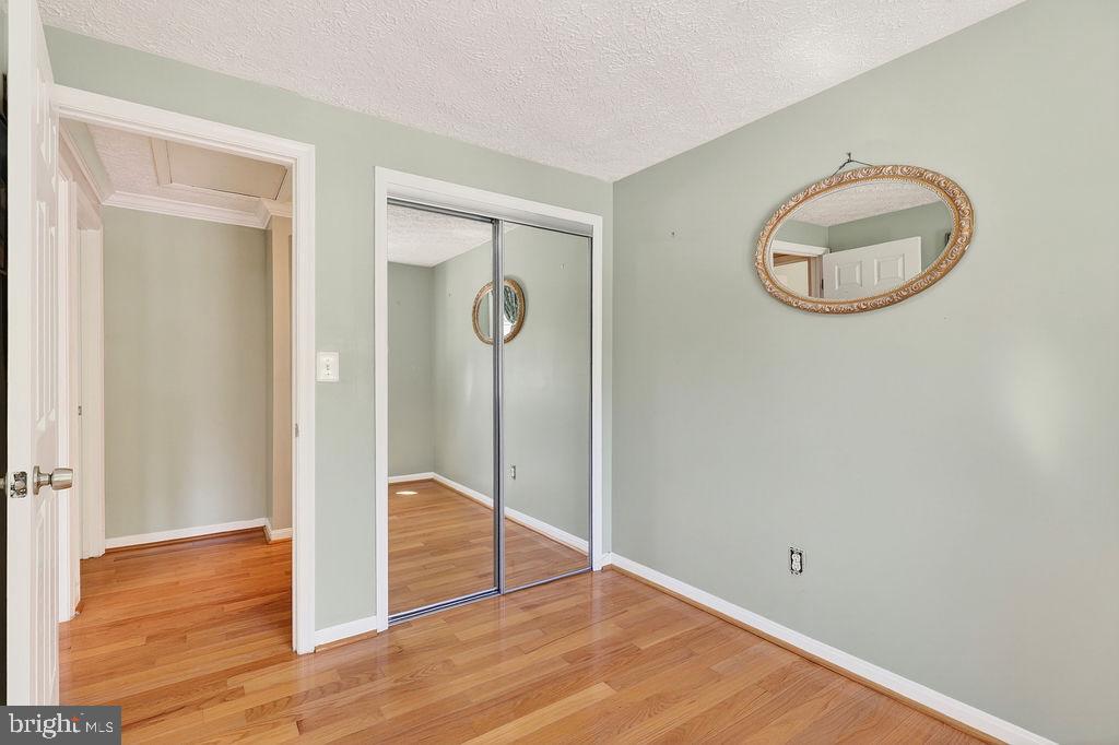 8471 GREAT LAKE LANE