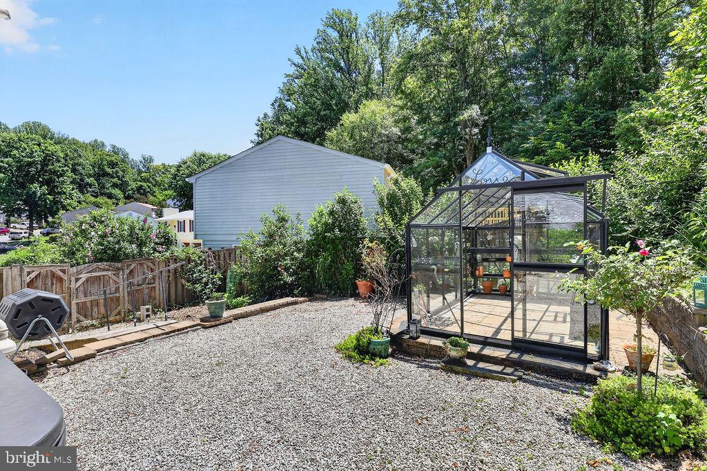 8471 GREAT LAKE LANE