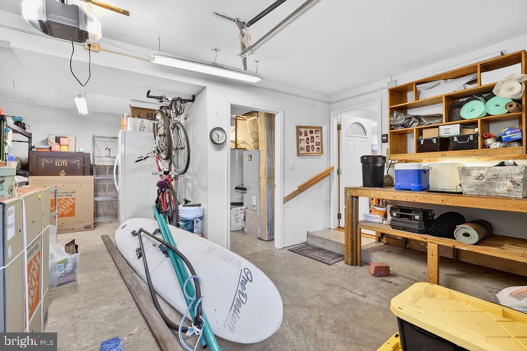 8471 GREAT LAKE LANE