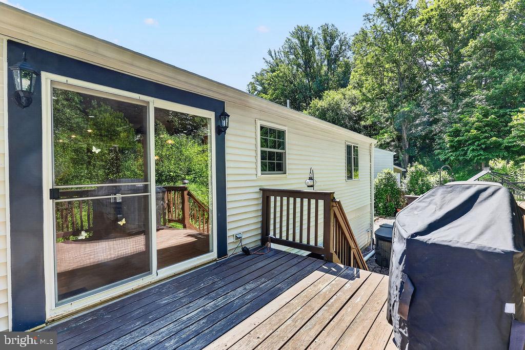 8471 GREAT LAKE LANE