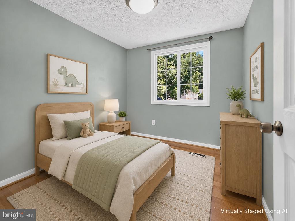 8471 GREAT LAKE LANE