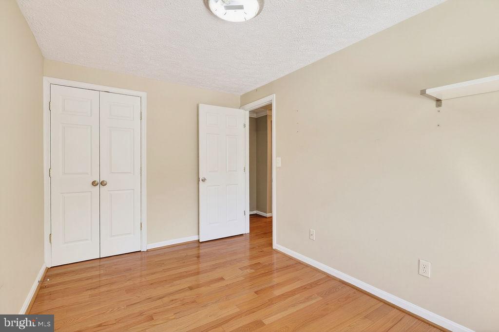 8471 GREAT LAKE LANE
