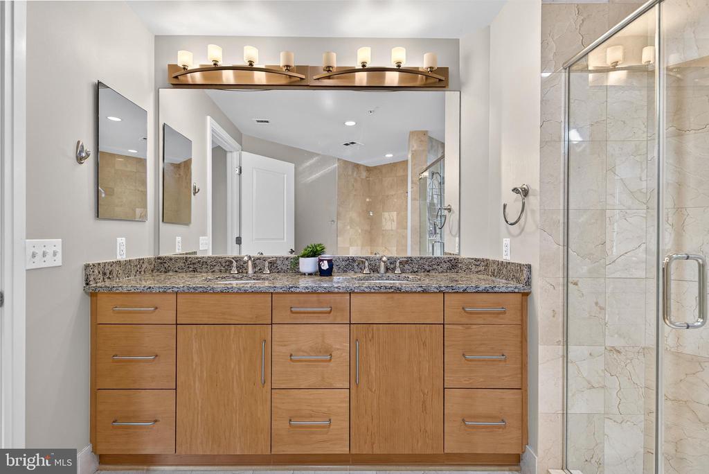 8220 CRESTWOOD HEIGHTS DRIVE 407