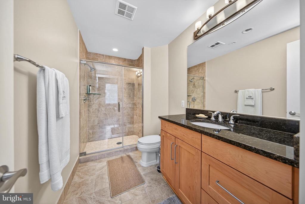8220 CRESTWOOD HEIGHTS DRIVE 407