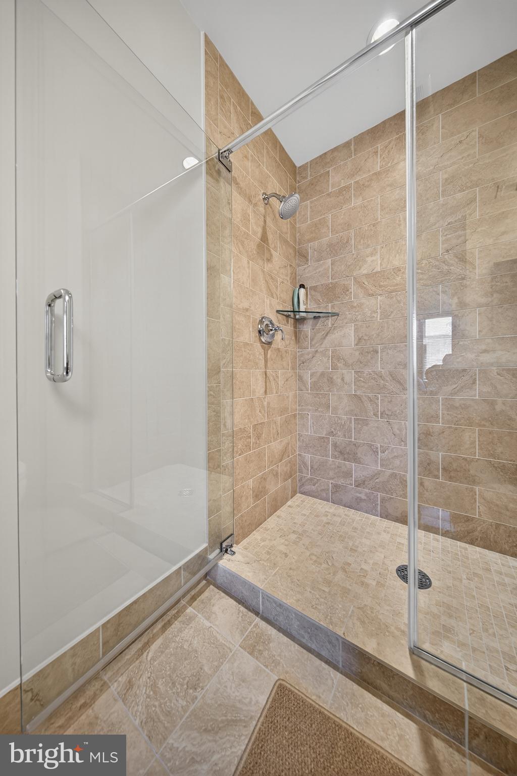 8220 CRESTWOOD HEIGHTS DRIVE 407