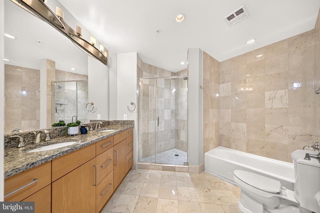 8220 CRESTWOOD HEIGHTS DRIVE 407