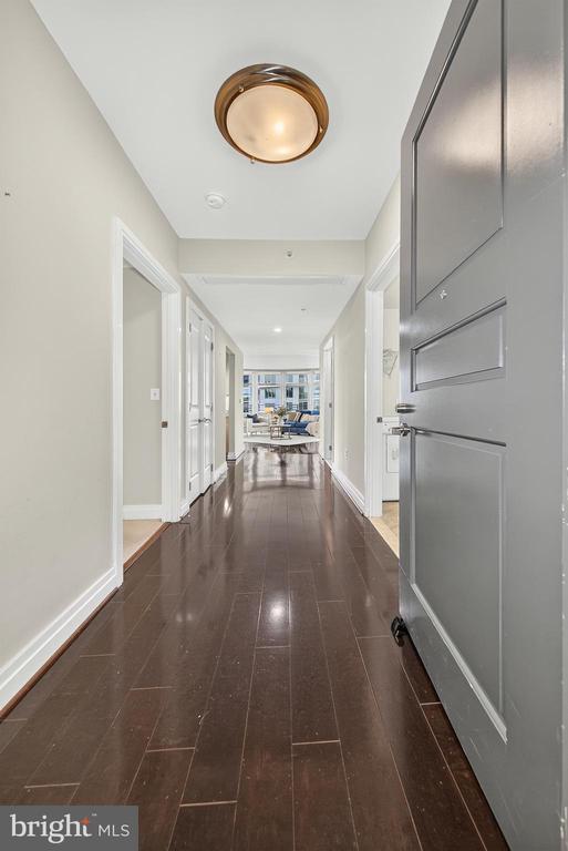 8220 CRESTWOOD HEIGHTS DRIVE 407