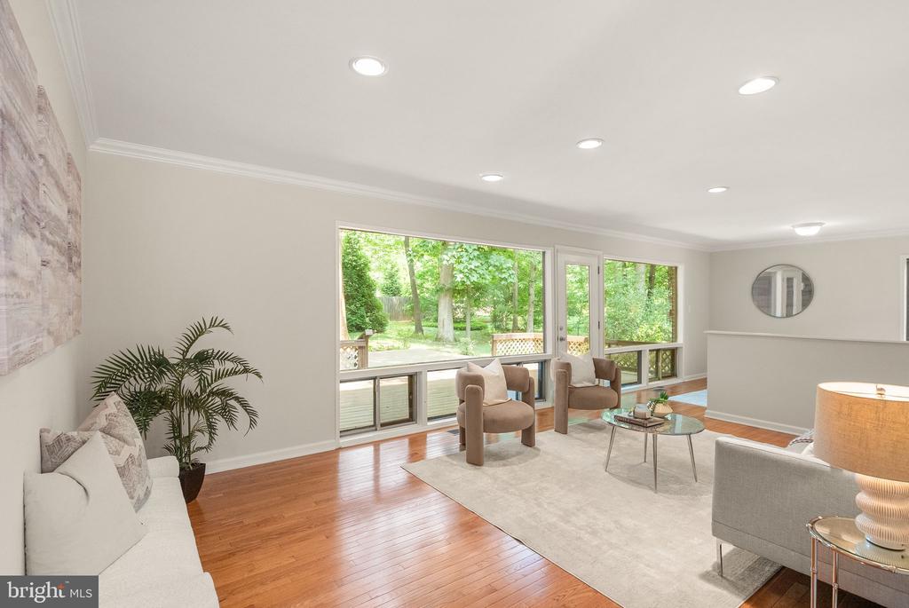 4227 ELIZABETH LANE