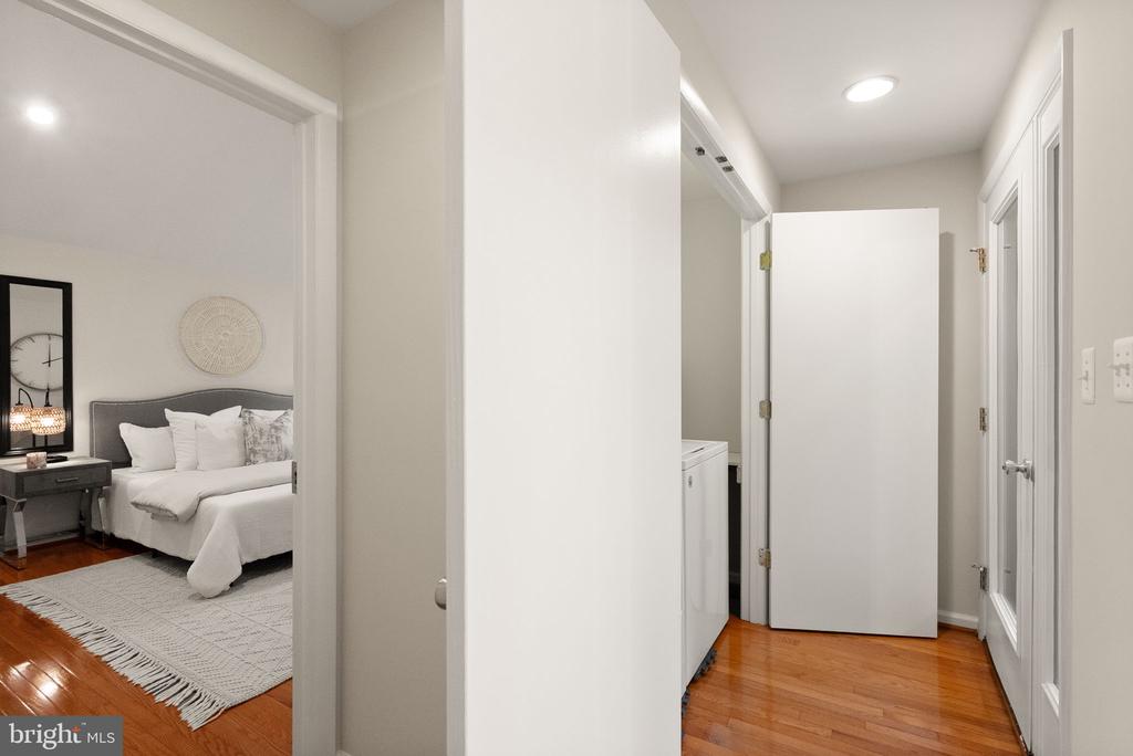 4227 ELIZABETH LANE