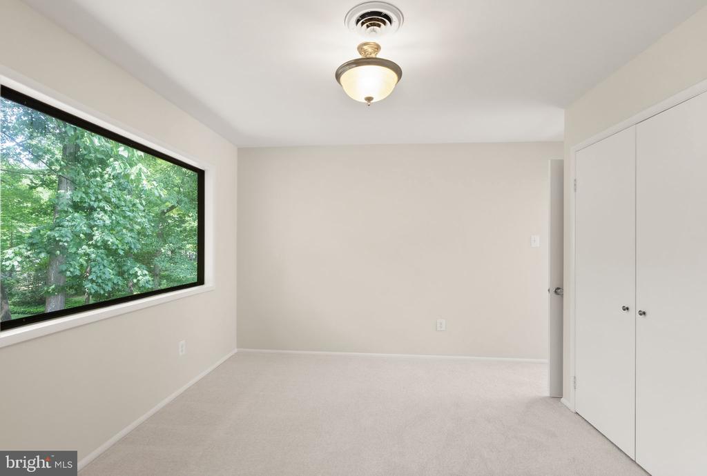 4227 ELIZABETH LANE